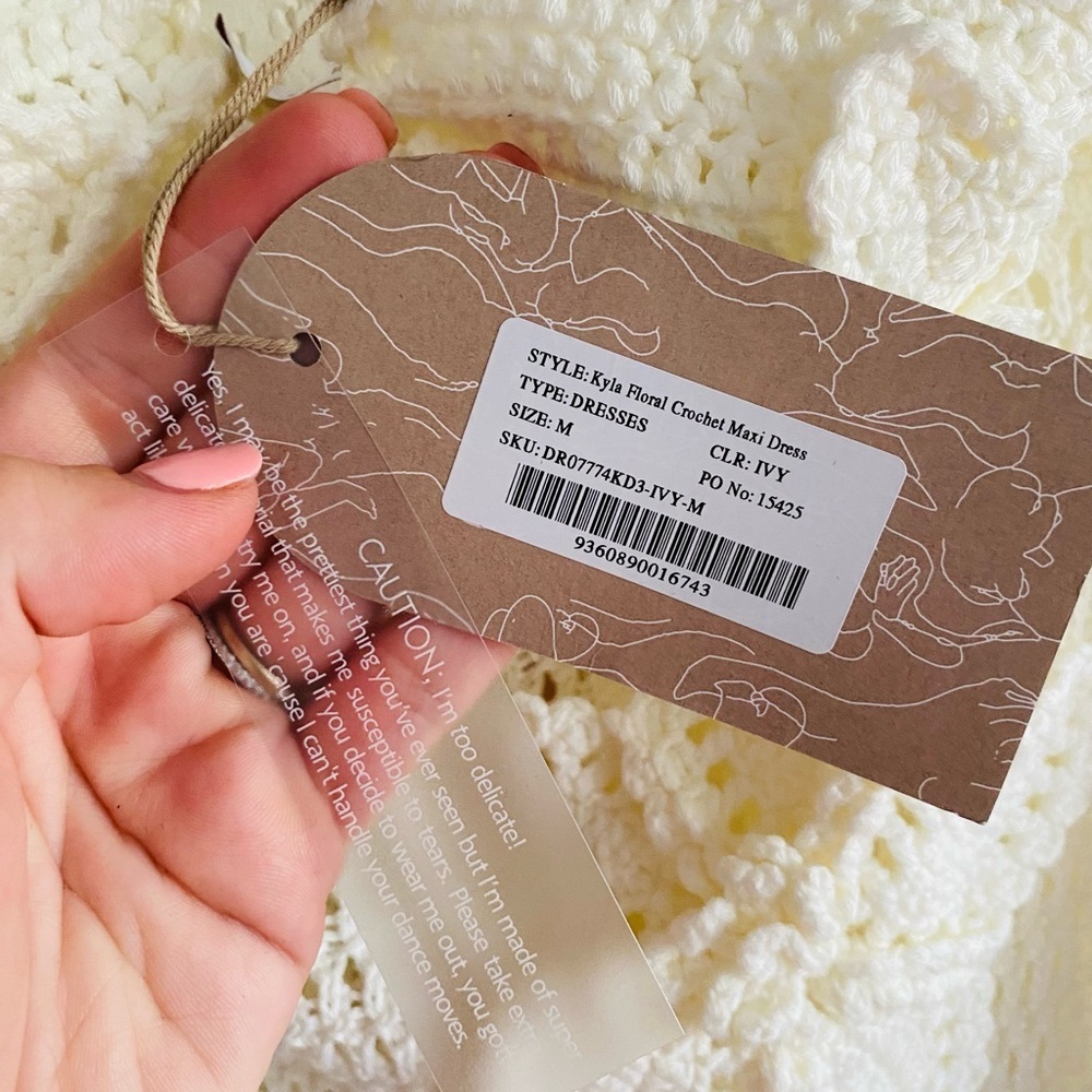 NWT Meshki Kayla Floral Crochet Maxi Dress medium - Picture 2 of 14